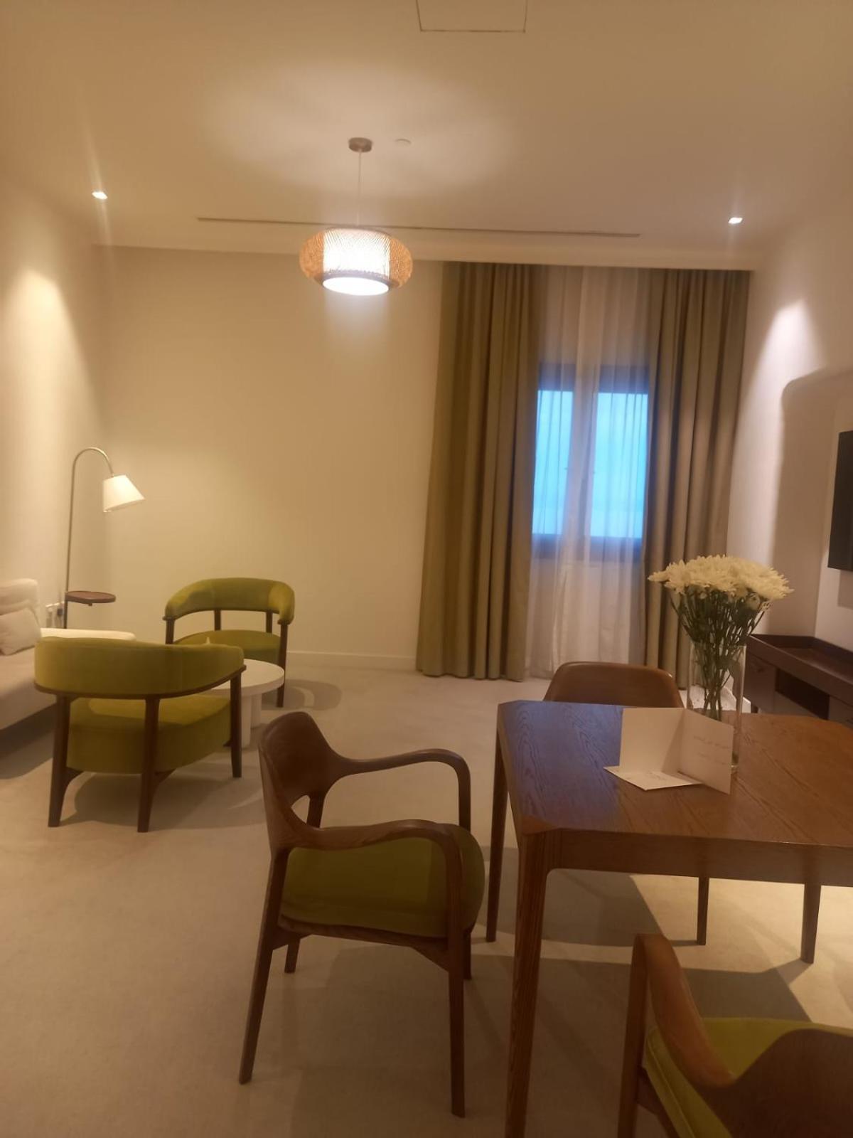 Mina Hotel And Residences By The Torch ドーハ エクステリア 写真 A room at the hotel